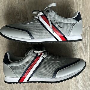 Tommy Hilfiger Fella Fashion Shoes